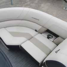 Viaggio Diamante D21S Sportoon Pontoon With A 150HP Honda Motor