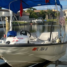 Boston Whaler Sport 13