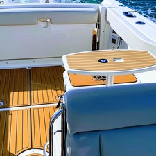 Boston Whaler 270 Vantage