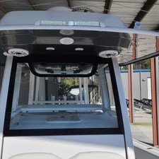 Sportsman Open 302 Center Console