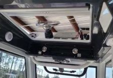 Sportsman Open 302 Center Console