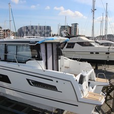 Jeanneau Merry Fisher 1095