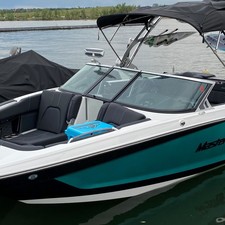 Mastercraft X22