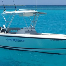 Intrepid 26 center console