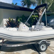 Zodiac Yachtline 360 DLX