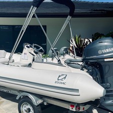 Zodiac Yachtline 360 DLX