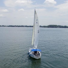 Hunter 27