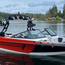 Super Air Nautique 210