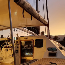 Alugel KURT HUGHES 43 (diaria) HUGHES