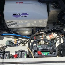 Boston Whaler 305 Conquest