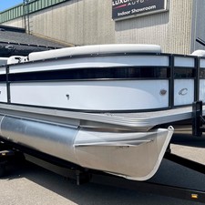 Crest Classic LX 220 SLS