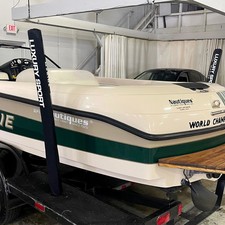 Correctcraft ski nautique