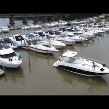 Chaparral 350 Signature Cruiser