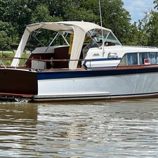 Chris-Craft Cavalier