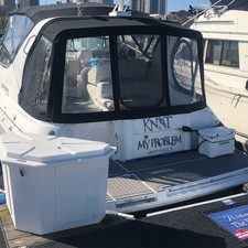 Cruisers yachts 3375 express