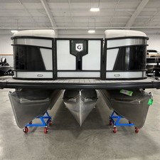 Hinckley Center Console 29