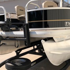 Sun Tracker Bass Buggy 16 DLX ET