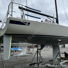J Boats J 99