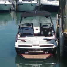 Malibu Wakesetter 23 LSV