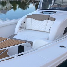 EdgeWater 370CC