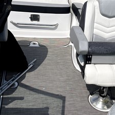 Cruisers Yachts 258 Bow Rider