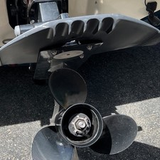 Sea ray 260 bow rider select