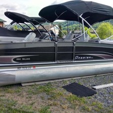 Premier Pontoons Solaris 250 RE