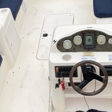 Hurricane fundeck 232