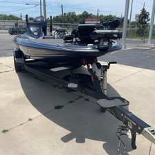 Skeeter ZXR 20
