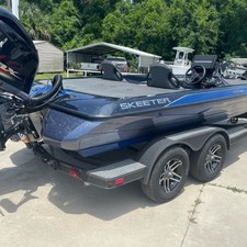 Skeeter ZXR 20