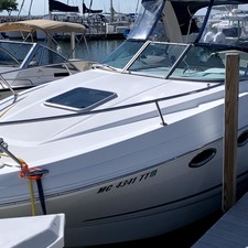 Chaparral 270 Signature