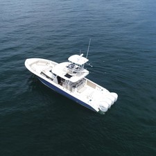 Pursuit st 310 sport