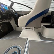 Malibu Wakesetter 24 MXZ