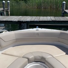 Four winns horizon 240