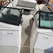 Sea Ray SPX 230 Sterndrive