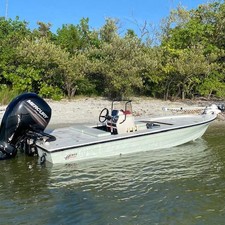 Hewes 16.9 redfisher