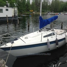 Парусная яхта MF 630 (Ласточка)