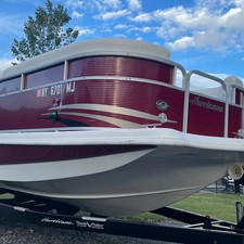 Hurricane fundeck 232