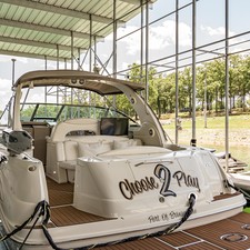 Sea Ray 410 Express Cruiser