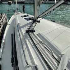 Beneteau Oceanis 30.1