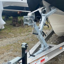 Cobia 217 center console