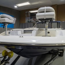 Hurricane 201 sundeck sport
