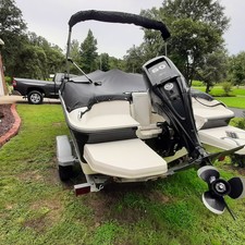 Bayliner Element F16