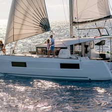 Lagoon 40