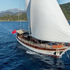 Gulet 104