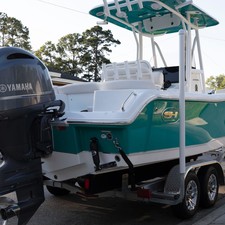 Sea Ray hunt ultra 211