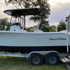 NauticStar 2602 Legacy