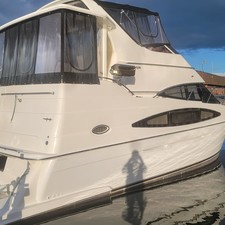 Carver 346 Motor Yacht