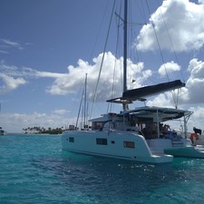 Lagoon 42