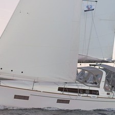 Beneteau Oceanis 38.1